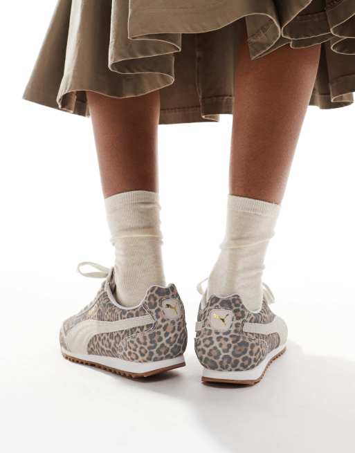PUMA Arizona sneakers in all over leopard print, 3 of 5