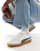 Thumbnail 1 van 5