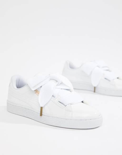 iets Nieuwjaar Zuidelijk Puma basket heart patent sneakers in white | ASOS