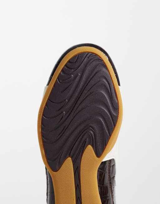 Puma Bella Mina sneakers i chokladbrun krokodilmönstrad look med gummisula, 3 av 5