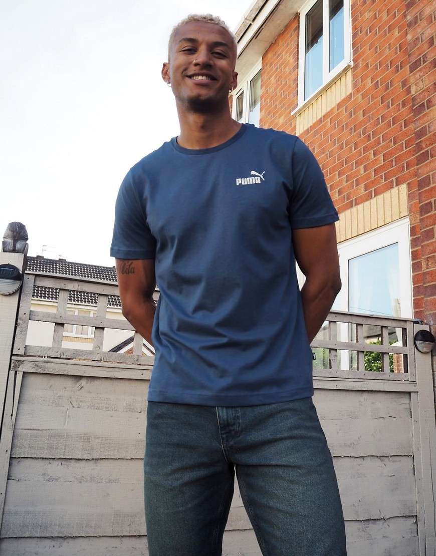 Puma – Blå t-shirt med liten logga