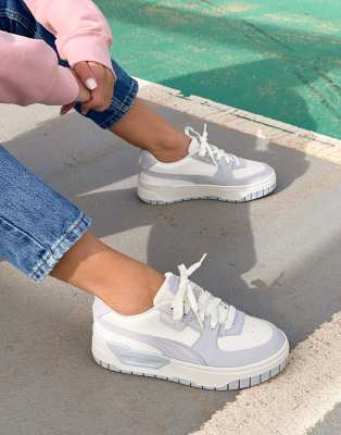 Puma - Cali Dream - Baskets - Blanc cassé et bleu