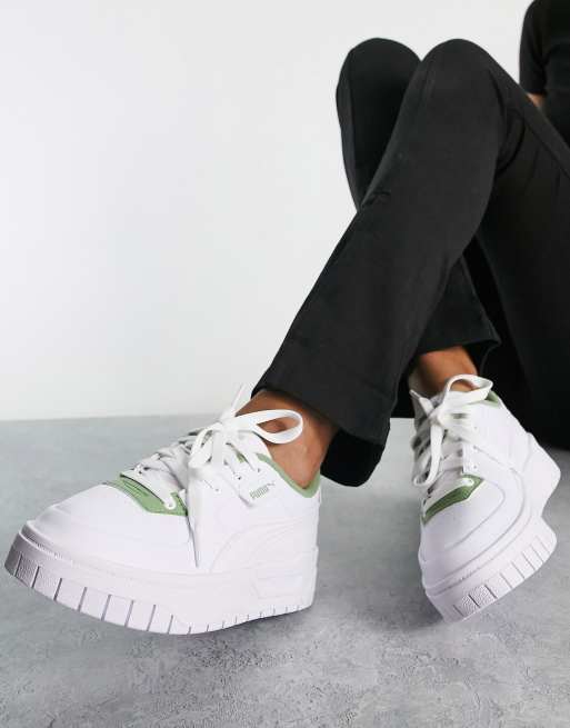 PUMA – Cali Dream – Vita och blekgröna sneakers i frotté, 4 av 4