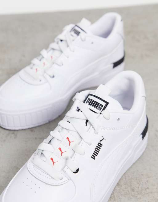 Puma Cali Sport Sneakers in wit en zwart met repeterend kattenlogo exclusief bij ASOS