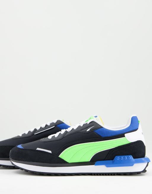 Puma noir et clearance vert