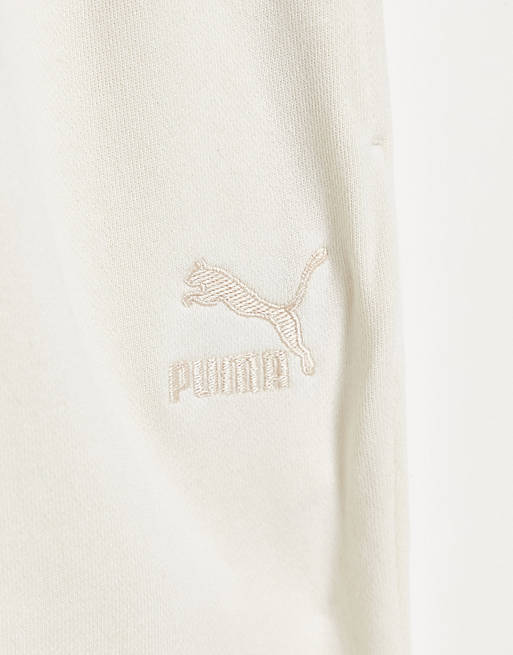 Women Puma classic relaxed jogger in white 