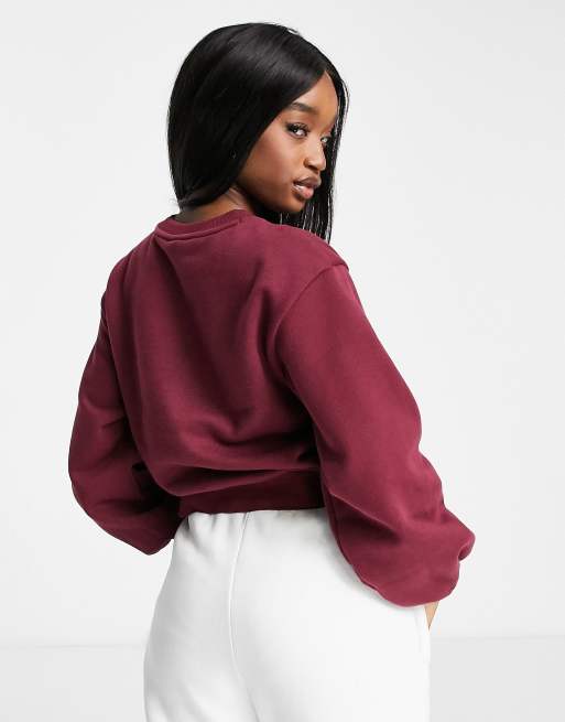 Wide store sleeve sweatshirt