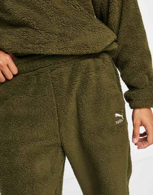 Puma olive sale green joggers