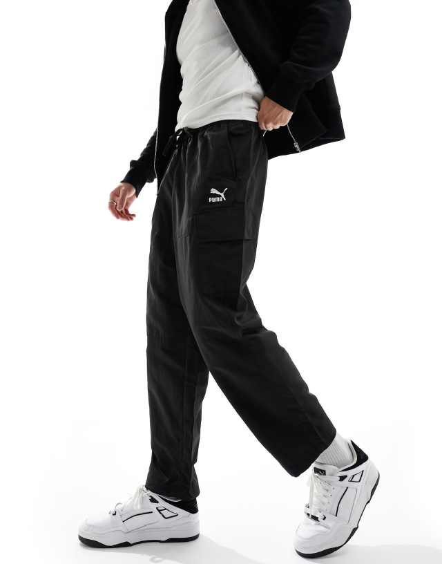 Puma - classics cargo trousers in black