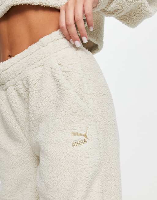 Puma deals fleece sweatpants