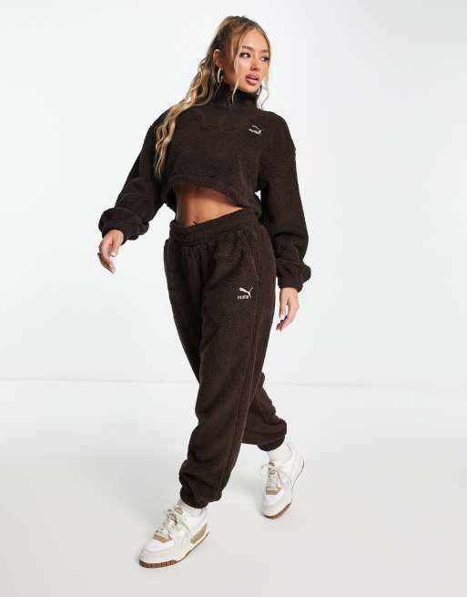 PUMA Classics Cozy Club borg sweatpants in chocolate brown - Exclusive to  ASOS