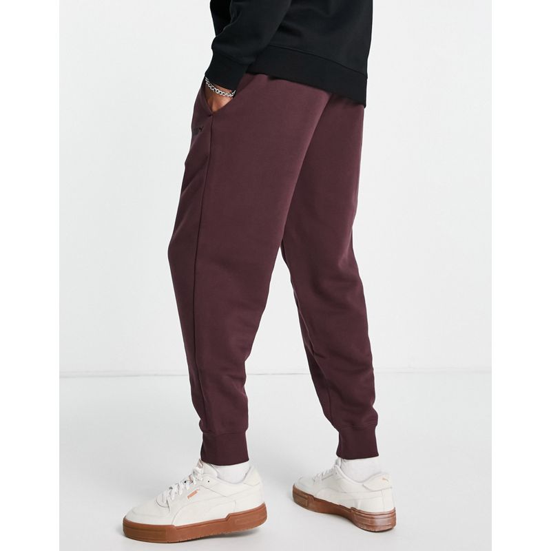Pantaloni e leggings QfXg5 PUMA - Classics - Joggers oversize bordeaux