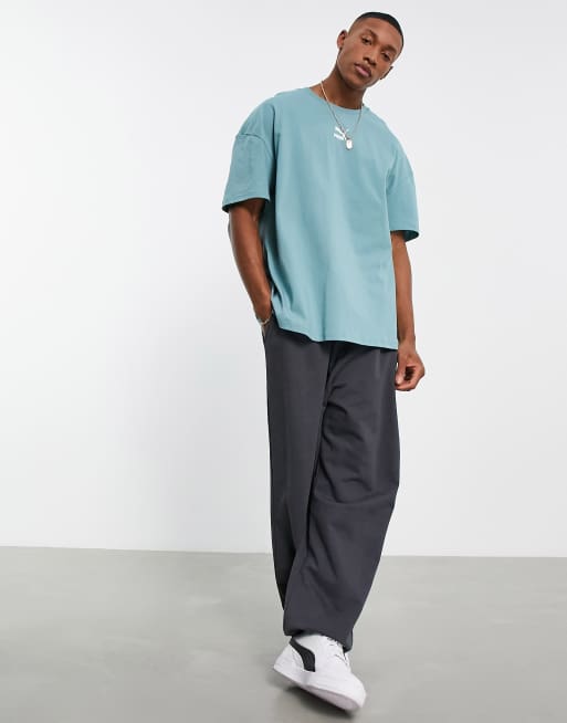 Puma oversized hotsell t shirt