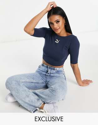 puma crop top shirt