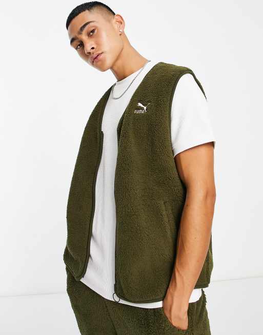 Puma Classics – Weste aus Teddyfell in intensivem Olivgrün mit Reißverschluss, exklusiv bei ASOS, 3 von 4