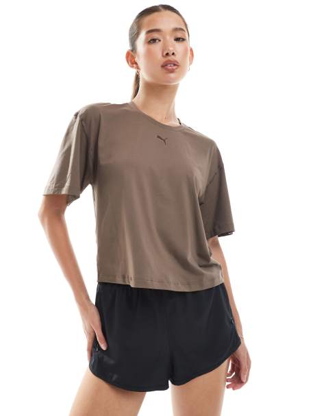 PUMA – Cloudspun – Brun, avslappnad t-shirt - view 1