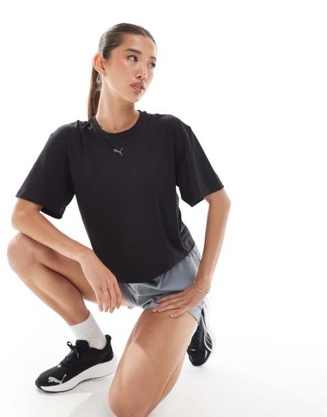 PUMA - Cloudspun - Ruimvallend T-shirt in zwart - view 1