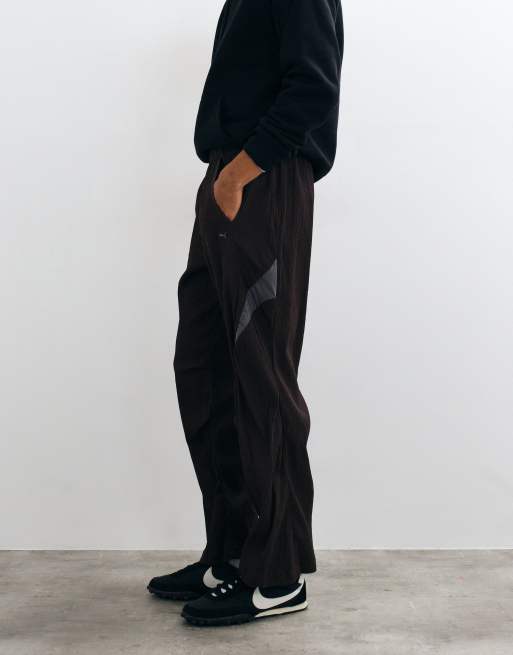 Puma Clrt relaxed track pants in brown, 2 of 5
