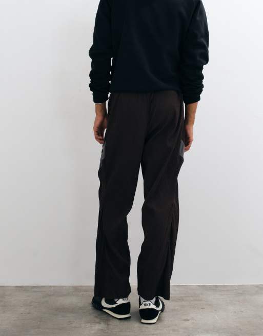 Puma Clrt relaxed track pants in brown, 5 of 5