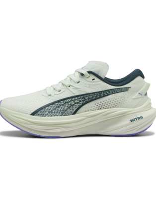 Deviate Nitro 3 running trainers in mint green