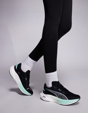 Puma Deviate Nitro 3 trainers black and turquoise