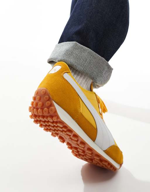 PUMA Easy Rider vintage sneakers in yellow and white, 3 of 5