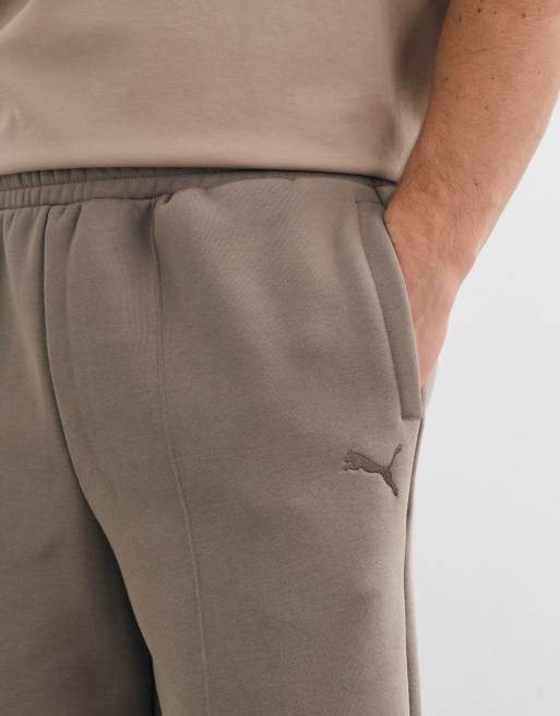 Puma Essentials heavy fleece relaxed sweatpants in beige, 3 of 5