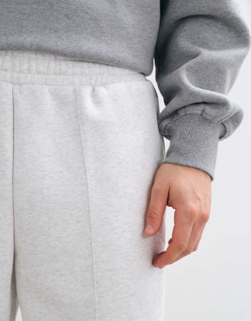 Puma Essentials heavy fleece relaxed sweatpants in white, 3 of 5