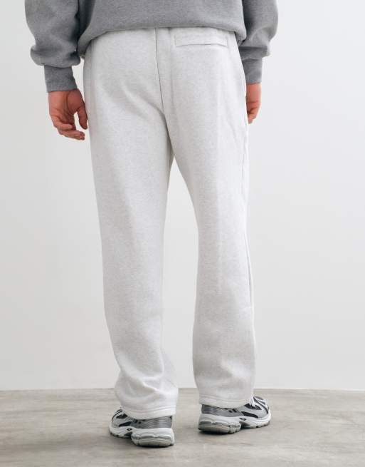 Puma Essentials heavy fleece relaxed sweatpants in white, 5 of 5