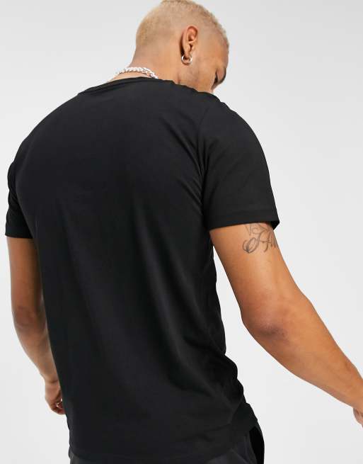 Puma Essentials large logo t-shirt in black, 2 of 4
