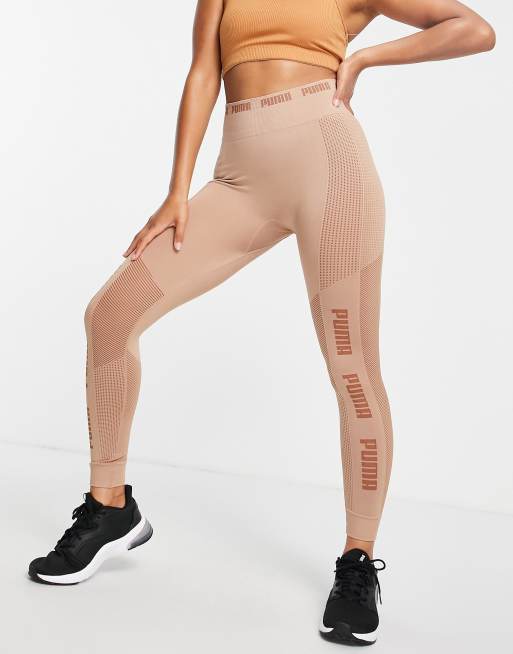 PUMA – Evoknit – Kantarellbruna leggings i seamless design