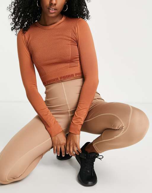Puma - Evoknit - Sømløs croptop i mokkabrun