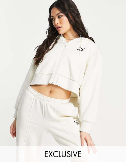 Puma - Firkantet cropped hættetrøje med lynlås i råhvid - Kun hos ASOS