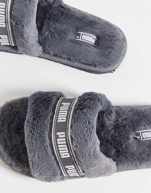 Women Puma Fluff slippers in grey 