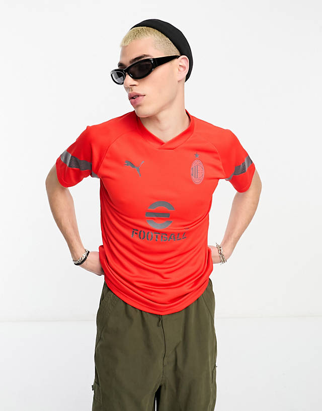 Puma - football ac milan 2022/23 training t-shirt in red