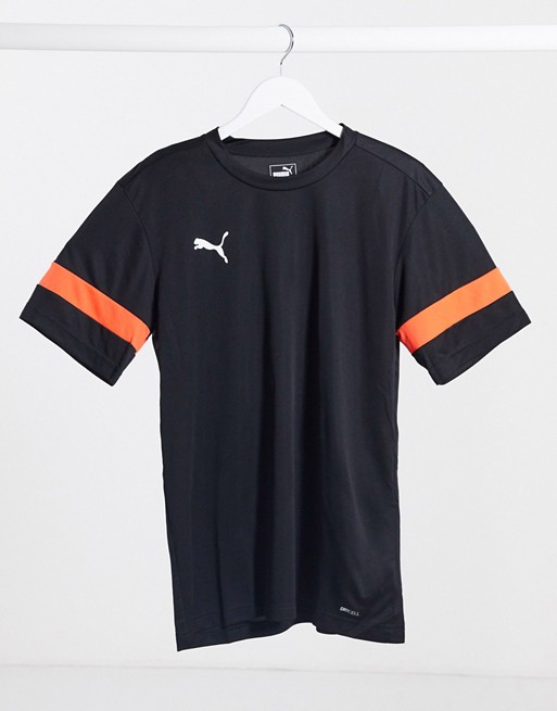 Puma – Football – Czarno-czerwony t-shirt treningowy JTHA