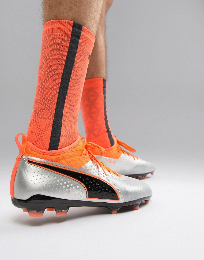 Puma – Football One2 – Silverfärgade boots av skinn