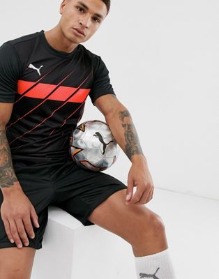 Puma – Football play – Svart grafisk t-shirt
