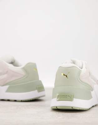 puma hedra minimal trainers in sage and white
