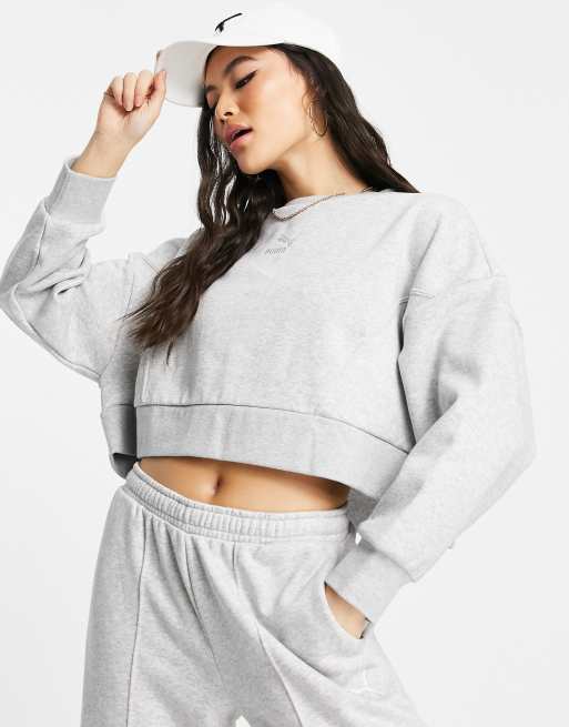 PUMA – Kastiges Sweatshirt in Grau mit kurzem Schnitt, exklusiv bei ASOS