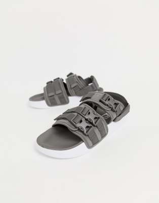 Puma Leadcat YLM 19 tech sandals in 