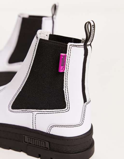 White and black hot sale chelsea boots