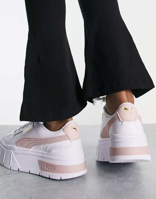 Puma basket platform 2024 bianche e rosa