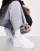 Thumbnail 1 van 4
