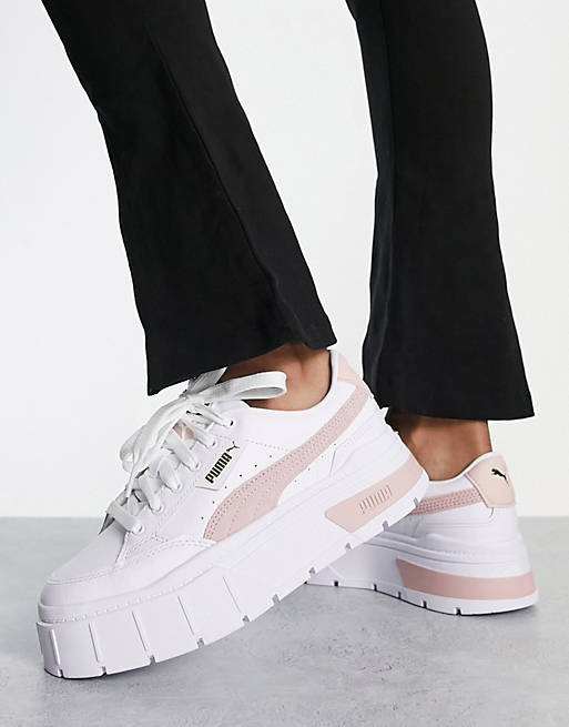Puma Mayze stack sneakers in white/pink | ASOS