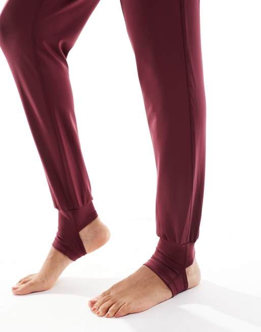 Puma Modest activewear training pants in dark jasper