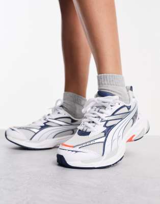 puma blanche et bleu