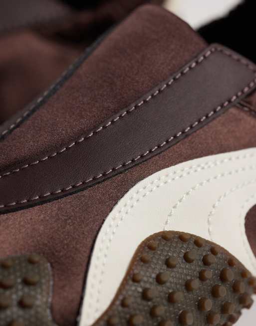 PUMA Mostro Move satin sneakers in chocolate brown, 4 of 5