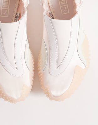 PUMA - Mostro Move - Sneaker aus Satin in Rosa