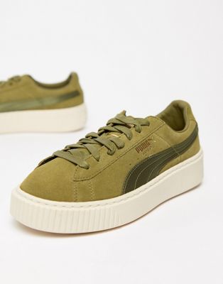 Puma – Olivfärgade platåsneakers i mocka och satin-Grön